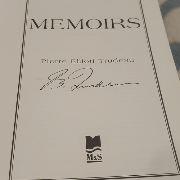🔴3 for $20 Memoirs by Pierre Trudeau📚 - Picture 4 of 5